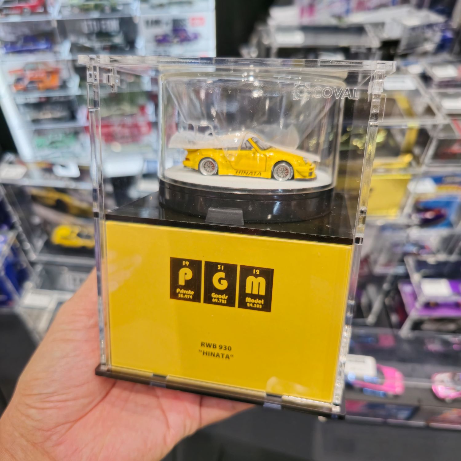 PGM-102X Acrylic Cabinet for Large PGM Exclusive Boxed Car
