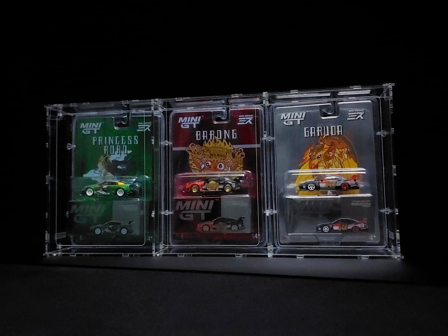 SGT-301 Acrylic Display Case for 3 x 1 Mini GT Blister Packed Car *Stackable