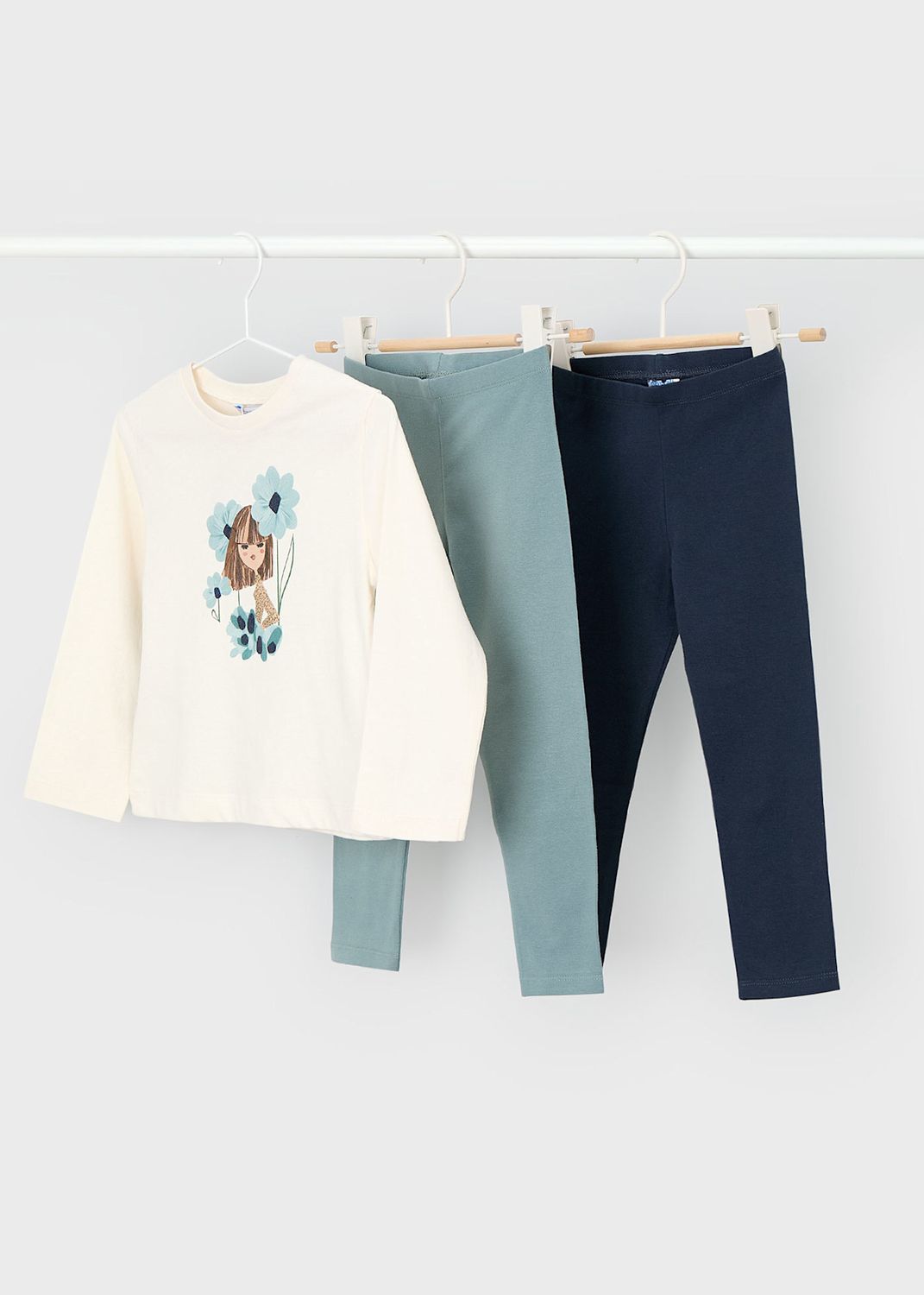 Mayoral Girl's 3 piece set Mayoral Girl's 3 piece set