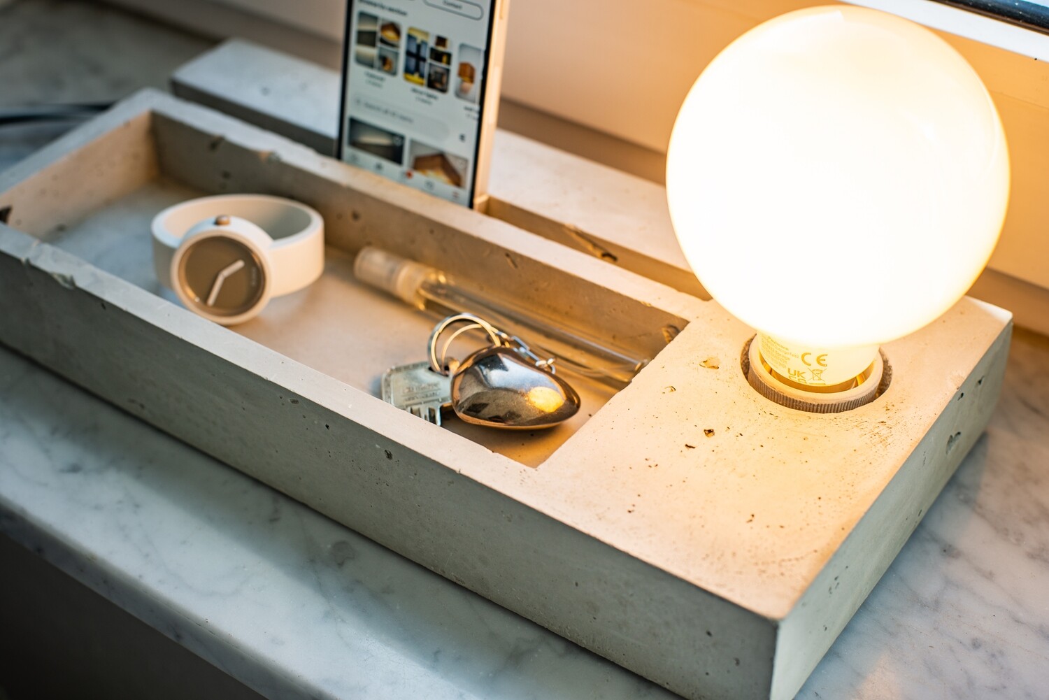 concrete organizer DOCK#507 docking station. concrete table lamp