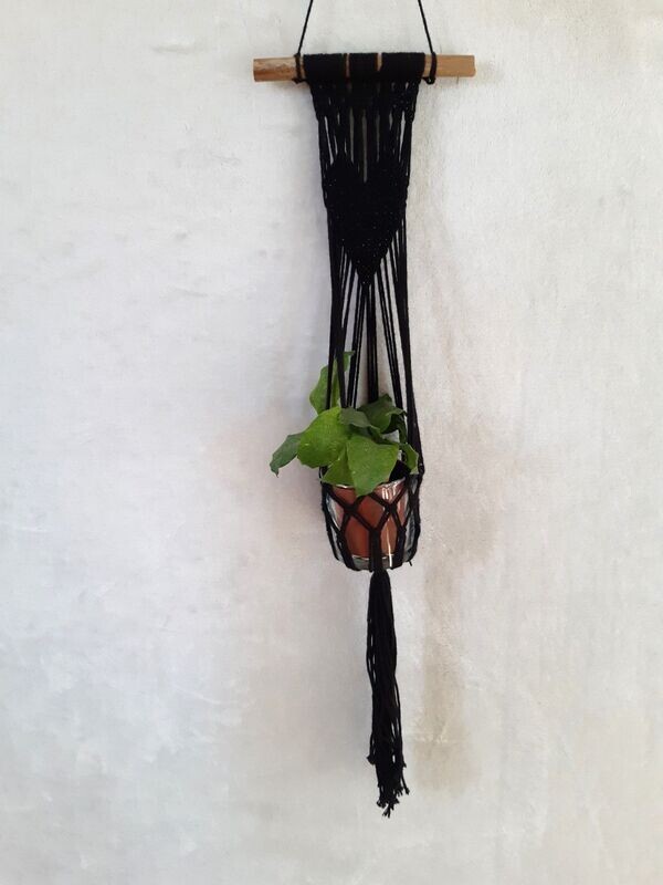 Macramé hanger Cuore