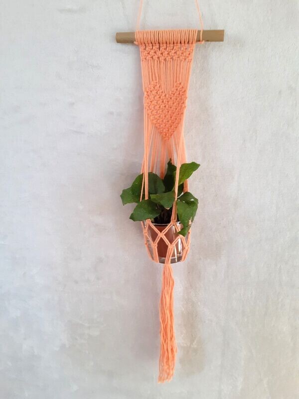 Macramé hanger Cuore