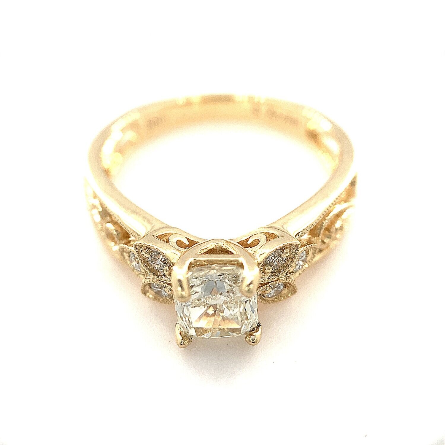 14k Yellow Gold Vintage Style Ring with Cushion Cut Diamond Center