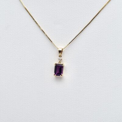 10kt Gold Necklace with Amethyst and Diamond Pendant