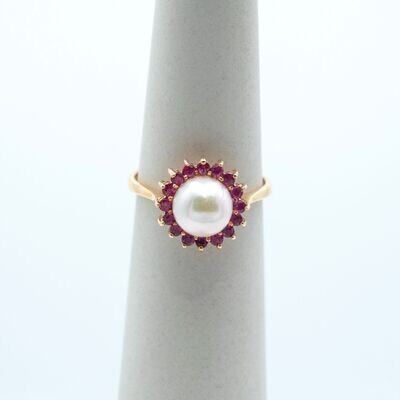 14kt Yellow Gold Ruby and Pearl Ring