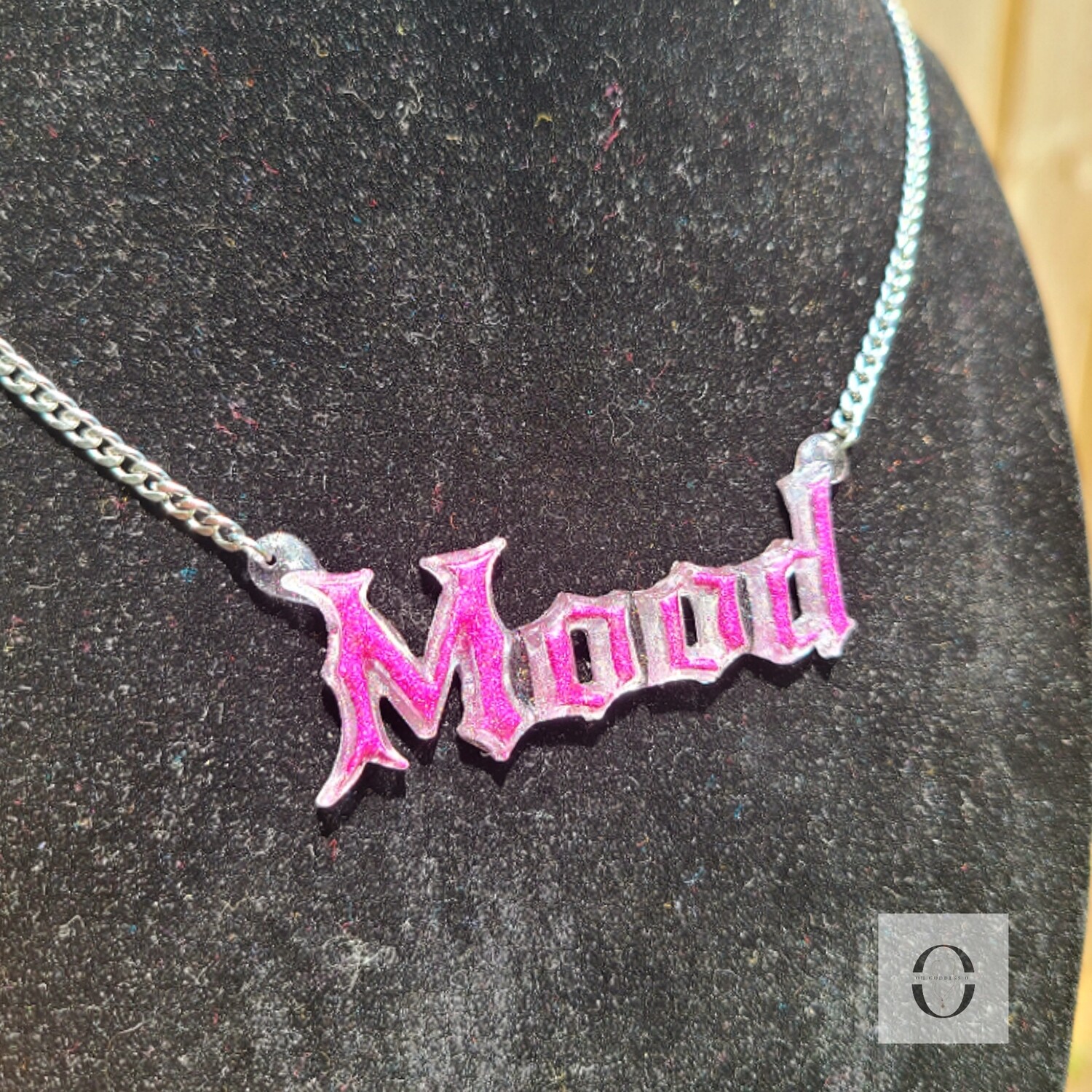 Mood necklace