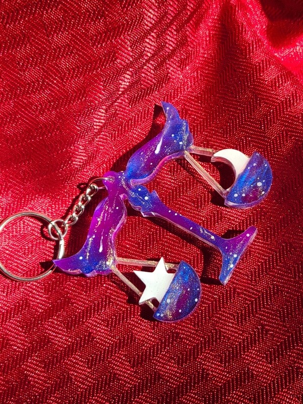 Libra ♎ Keychain