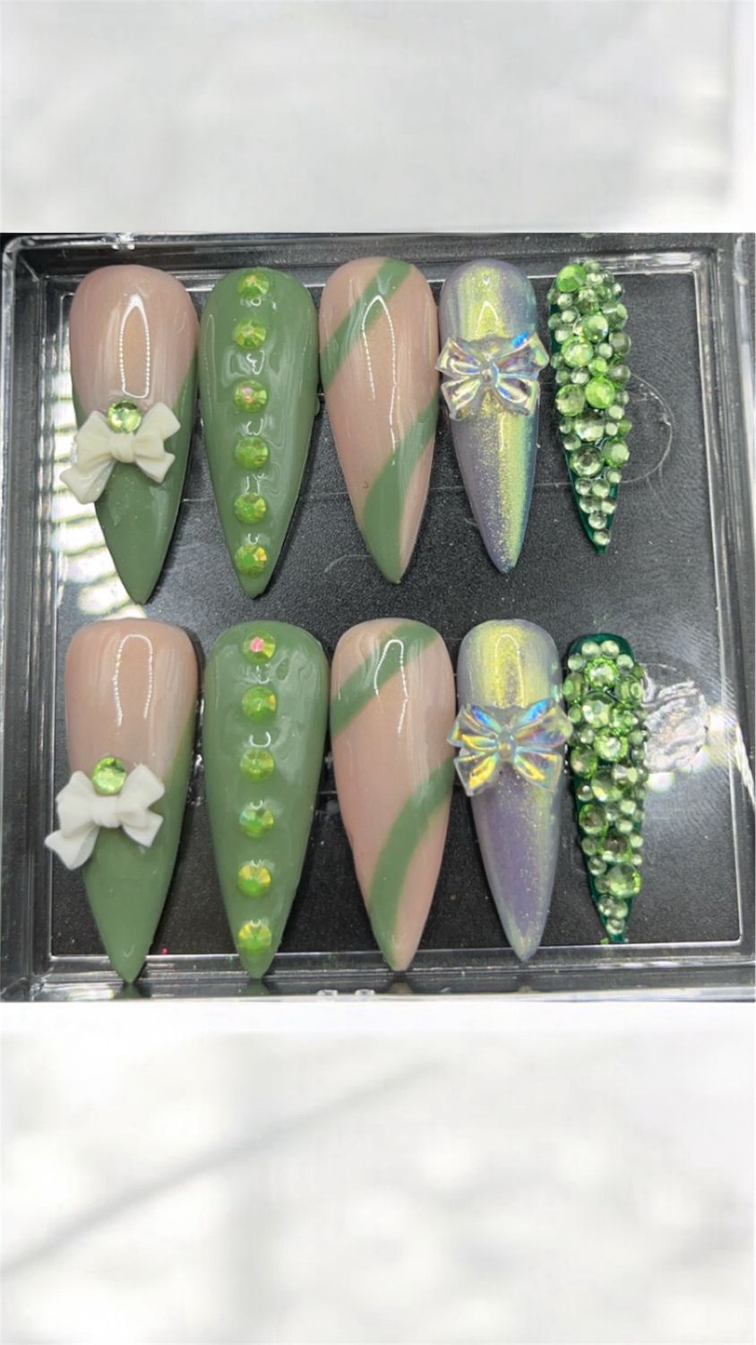 Money Green Press Ons