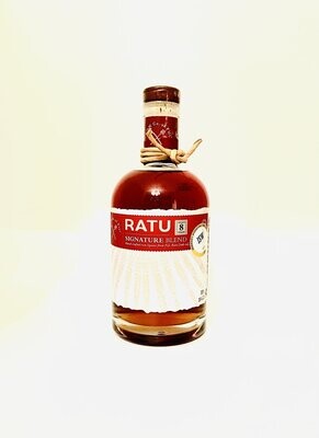RATU 8Y Signature Blend 0,7l