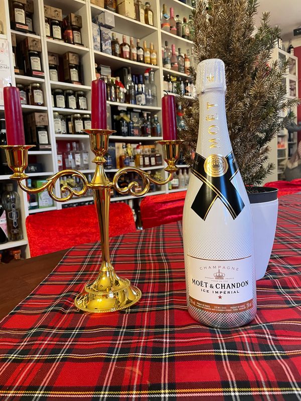 Moet Imperial ICE Geschenkset 6x 0,75l Fl Moet Imperial ICE Geschenkset 6x 0,75l Fl
