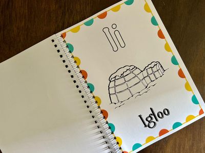 English Letters Coloring Book for Kids. Suitable for 3-5 Years