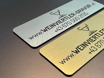 Schild aus Kunststoff mit Metalloptik verschiedene vorgegebene Größen