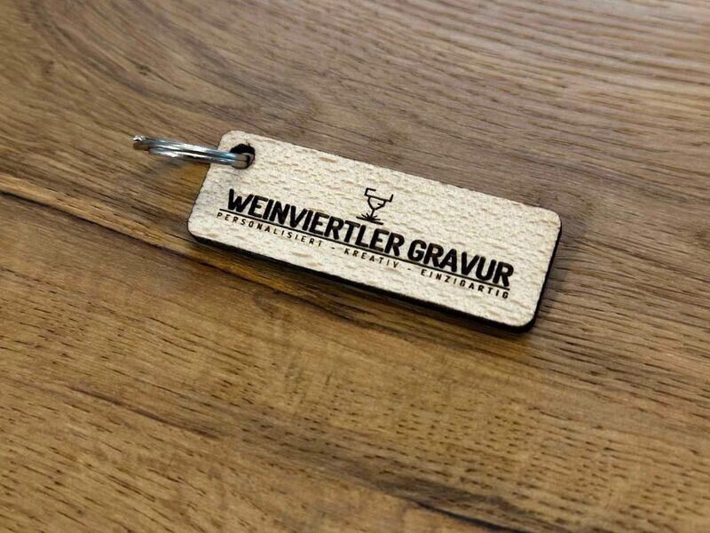 STREIFHOLZ Personalisierter Holz-Schlüsselanhänger Mit Gravur – Wählbare Holzart & Motiv, Made In Germany