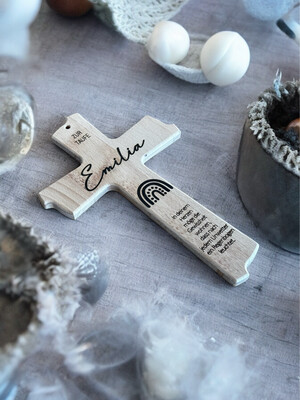 Holzkreuz aus Buche oder Eiche mit Wunschgravur, Geschenk Taufe, Firmung, Kommunion