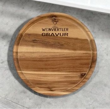 Schneidebrett rund mit Saftrille und Personalisierung mit deinem Logo aus Akazienholz, Durchmesser 25cm, Staffelpreise beachten!