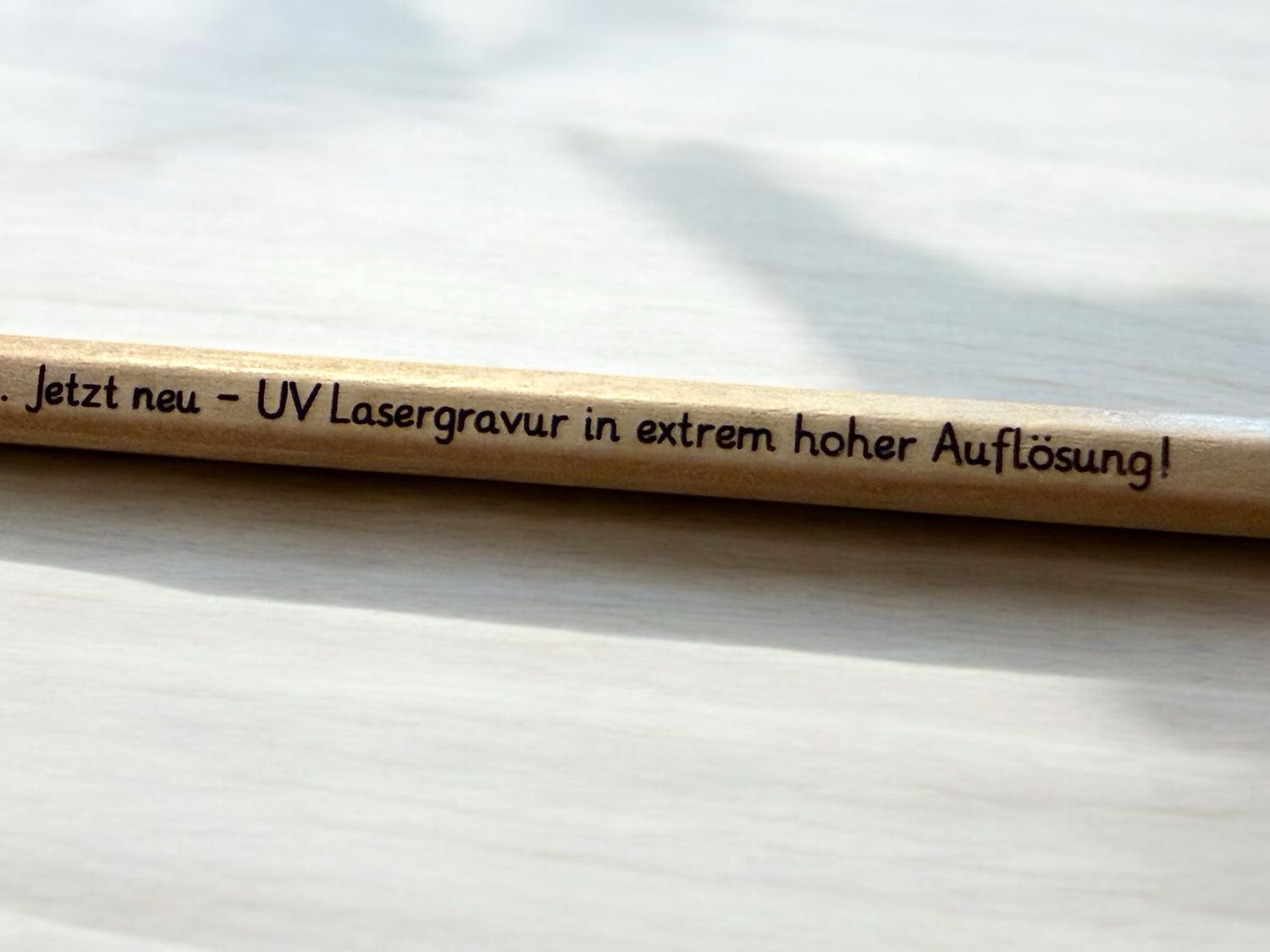 Gravierte Holzbleistifte