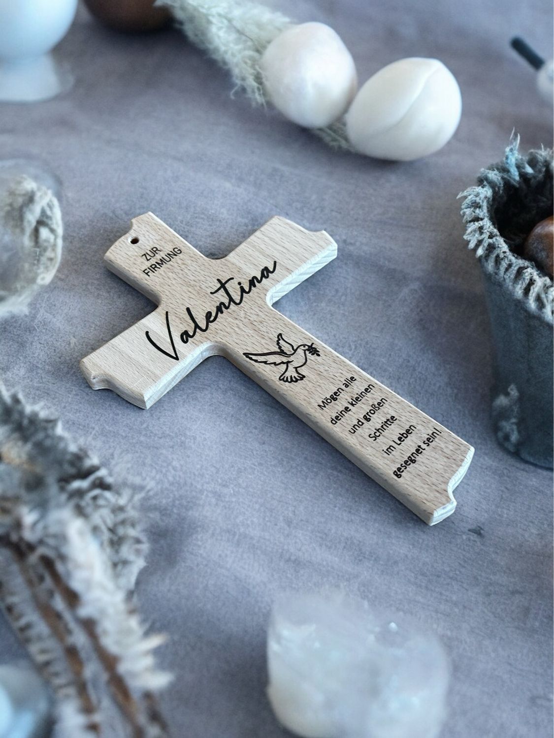 Holzkreuz aus Buche oder Eiche mit Wunschgravur, Geschenk Taufe, Firmung, Kommunion