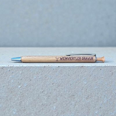 Personalisierter Kugelschreiber aus Buchenholz – Firmenlogo