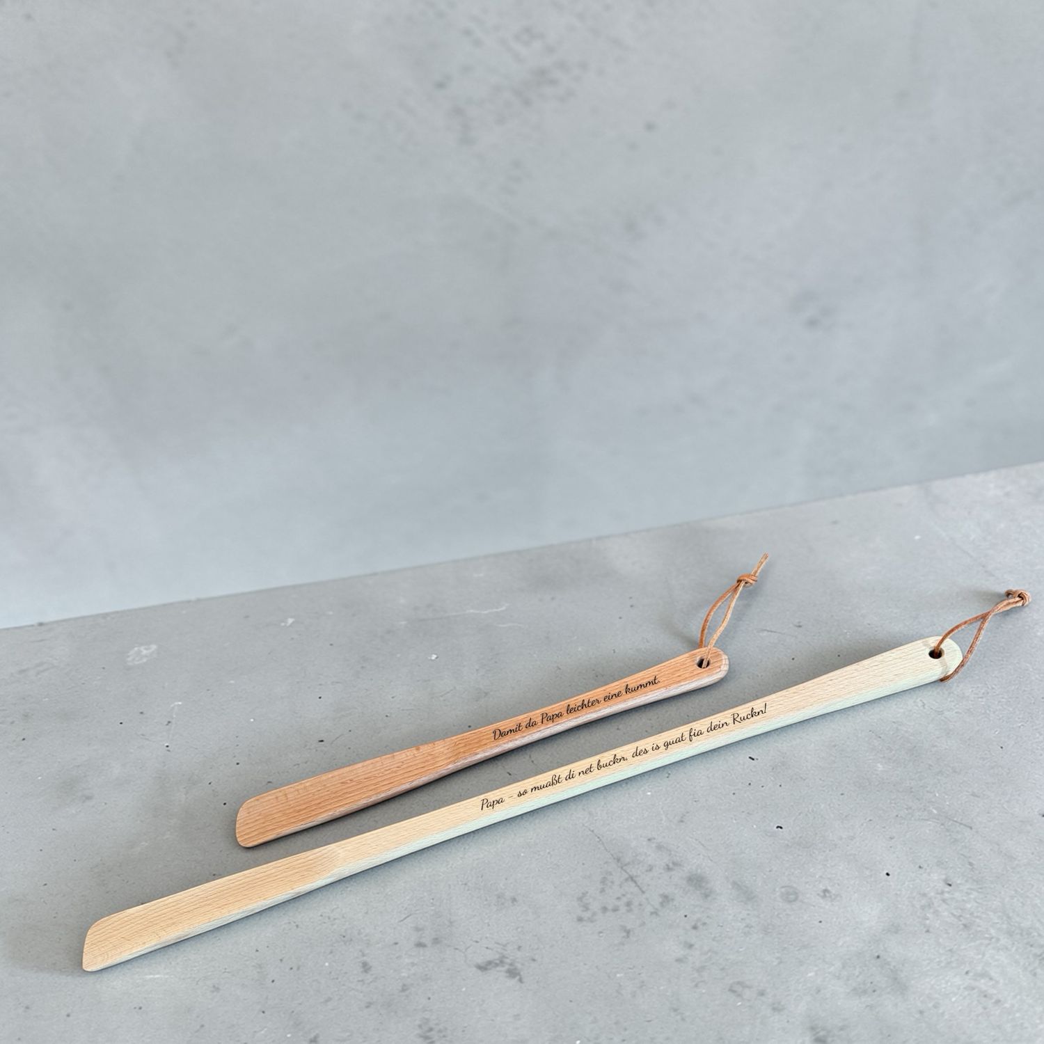 Schuhlöffel aus Buchenholz – praktisch, langlebig und mit Humor