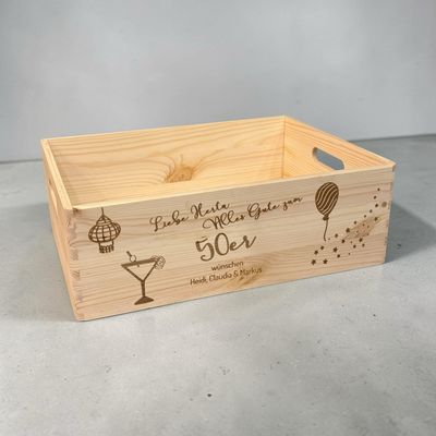 Geschenkkiste personalisiert "... Alles Gute zum ..." - mit Lampion, Cocktailglas und Luftballon mit Sternen