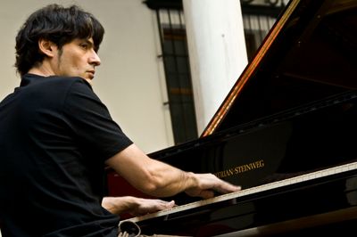 “Music and Wine in Santa Catarina”, Eleuterio Dominguez Acevedo, piano, Programa: Un recital Improvisación al piano en vivo: Improway. 22/08/2026, 20:00, Bodegas Santa Catarina, Sencelles.