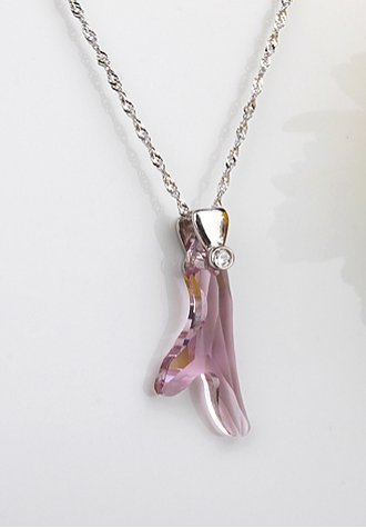 Herringbone Shaped Swarovski Crystals Necklace