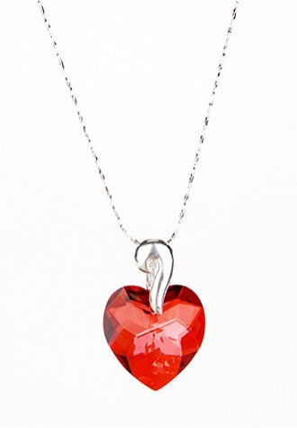 Red Heart Shaped Pendant Swarovski Crystal Fashion Necklace