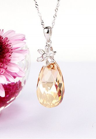 Tear Drop Shaped Swarovski Crystal Fashion Necklace