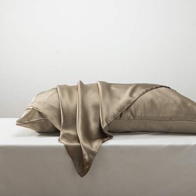 S H Ū 100% Mulberry Silk Pillowcase (Zippered-22 momme)