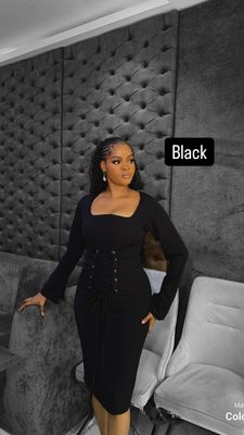 ANTHONIA (Black)