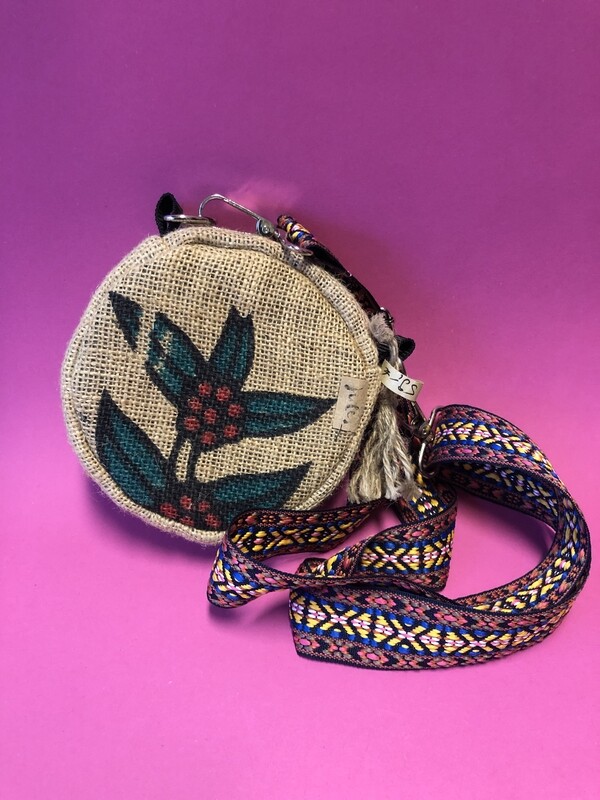 COFFEEBAG globe little | leaf and berry COFFEEBAG globe little | leaf and berry