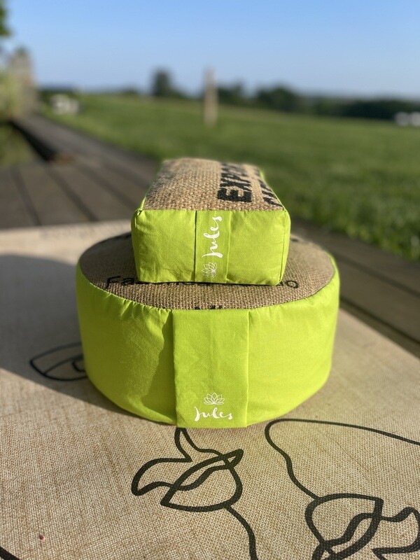 Coffeebag yoga pouf | green outdoor Coffeebag yoga pouf | green outdoor
