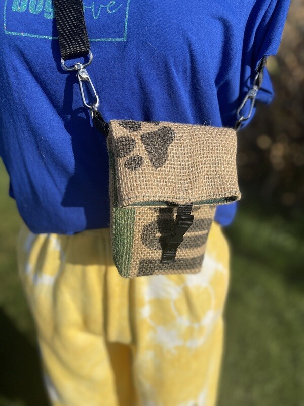 COFFEEBAG flap little | type paw COFFEEBAG flap little | type paw