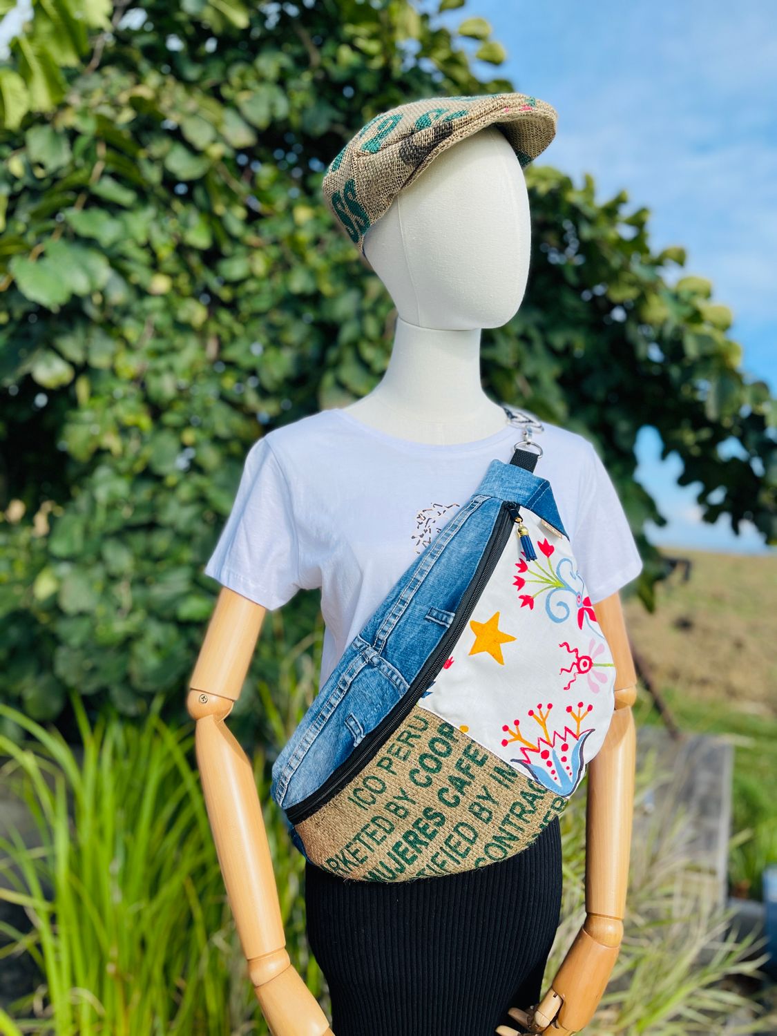 COFFEEBAG middle |  Café Stars and Flowers