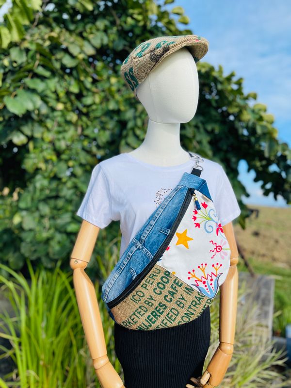 COFFEEBAG middle | Café Stars and Flowers COFFEEBAG middle | Café Stars and Flowers
