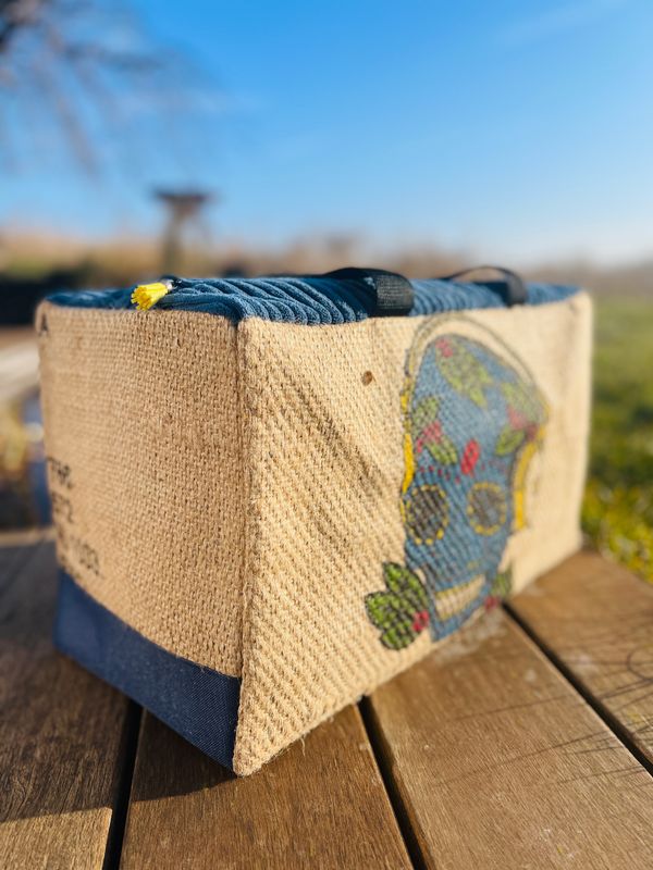 COFFEEBAG weekend | Blue Skull COFFEEBAG weekend | Blue Skull