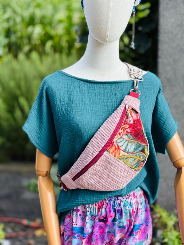 BAG little | Strick meets Gobelin BAG little | Strick meets Gobelin