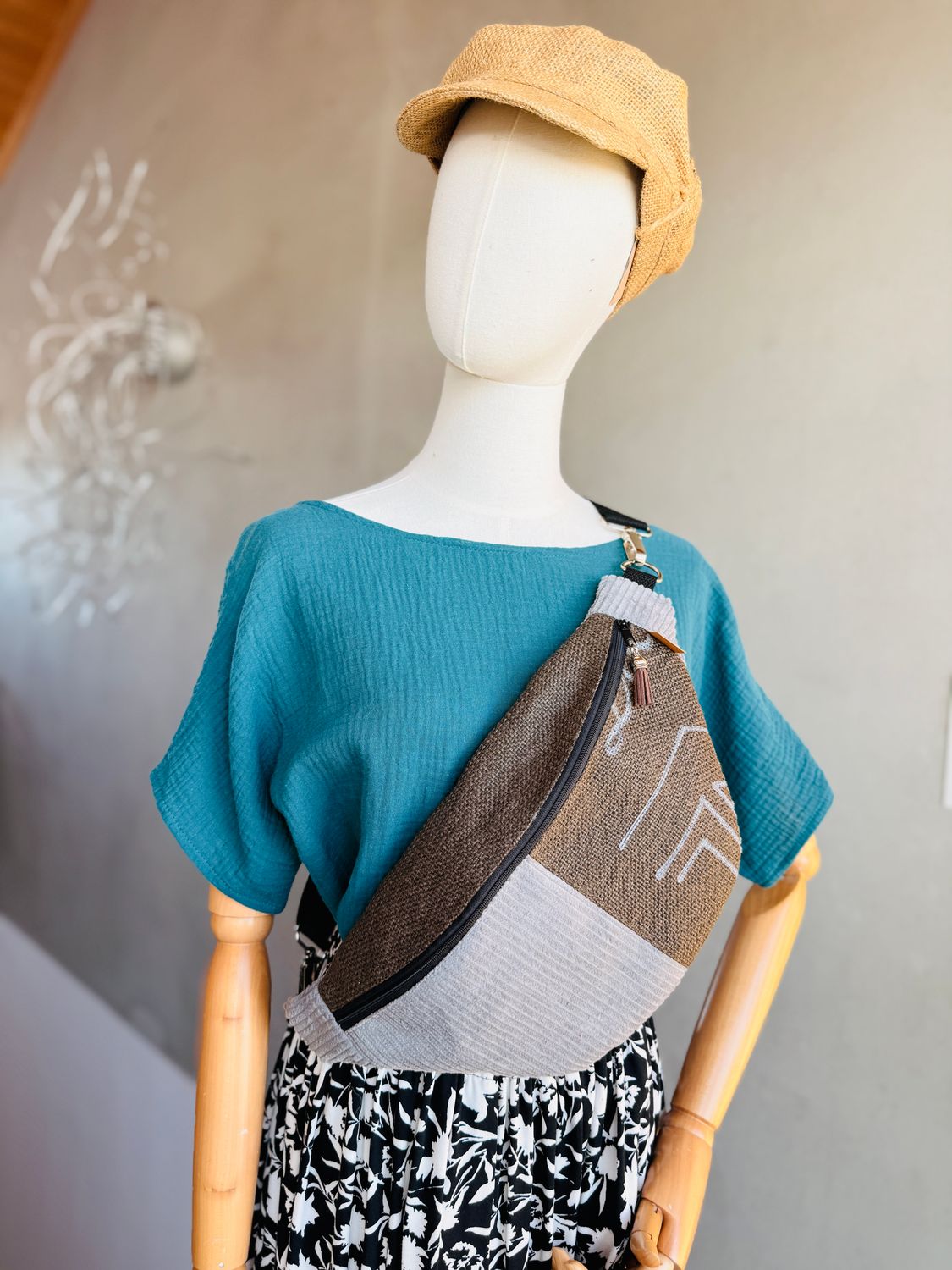 COFFEEBAG midi |  Grey + Brown