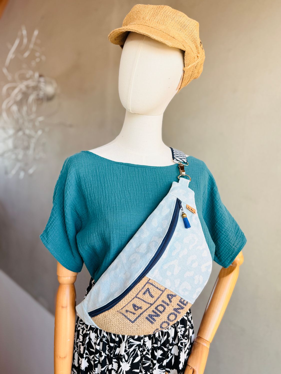 COFFEEBAG midi | 147 Leo