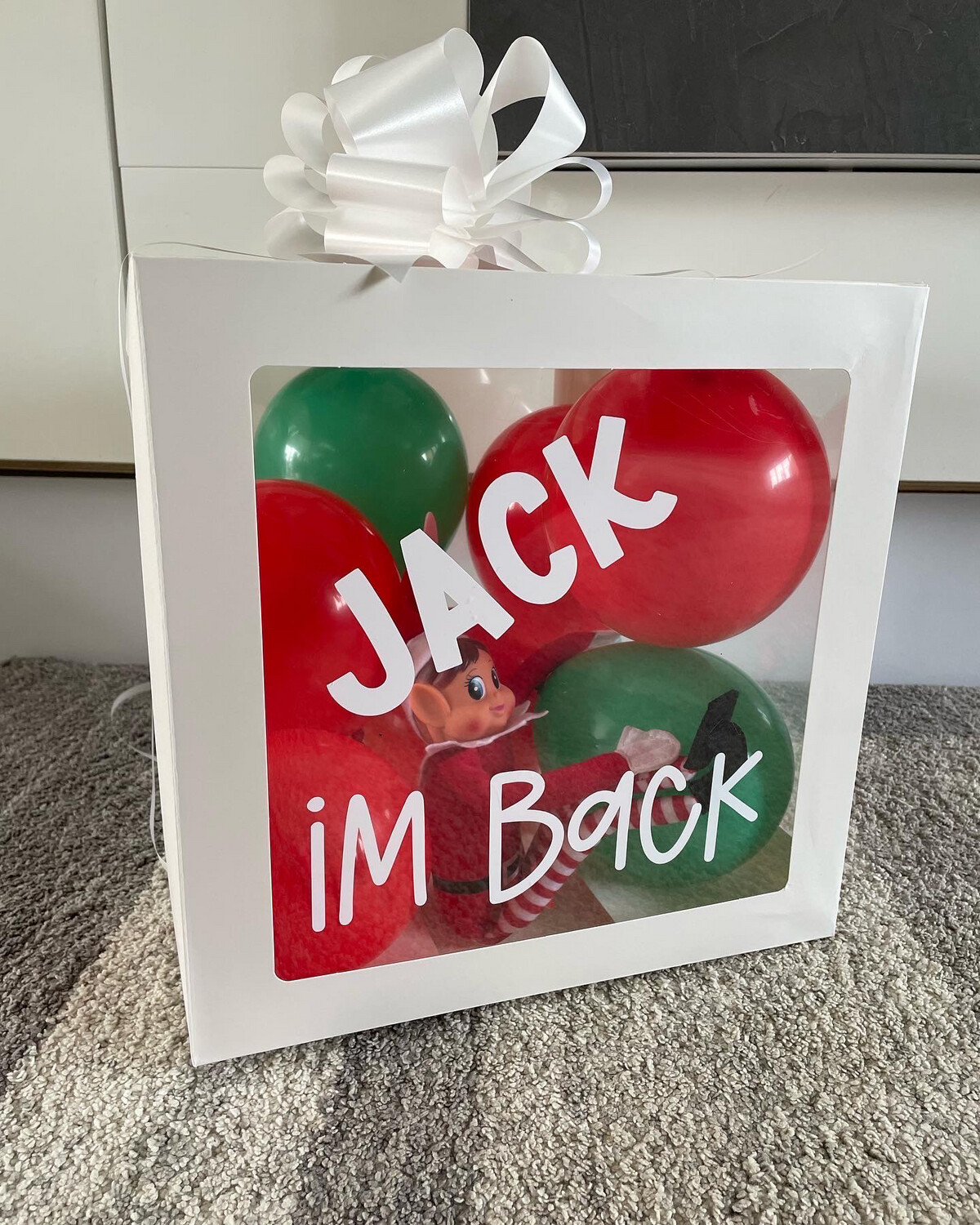Elf Box With balloons