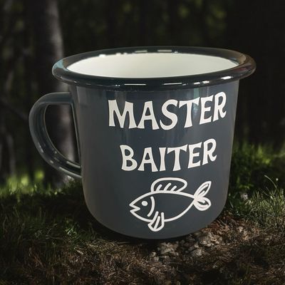 Master Baiter  enamel Fishing mug
