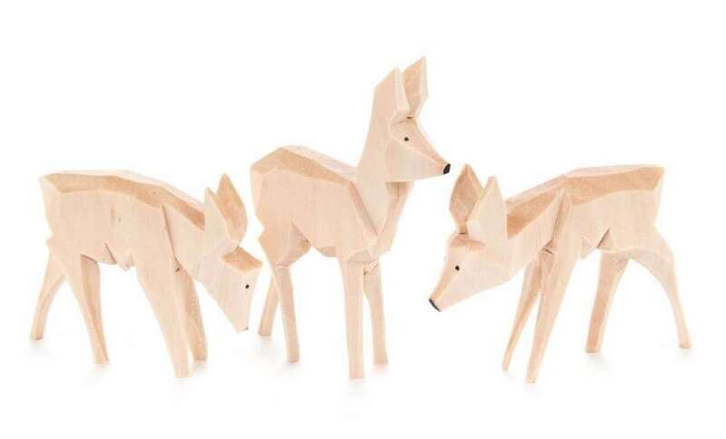 Rehe geschnitzt (3) ca. 6cm Rehe geschnitzt (3) ca. 6cm