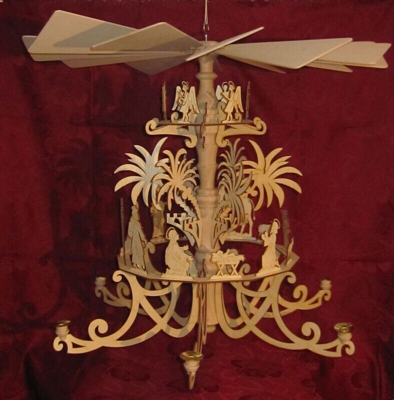 Zubehörsatz für Hängepyramide 142 (Teelichte) Zubehörsatz für Hängepyramide 142 (Teelichte)