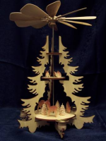 Pyramide kleiner Tannenbaum – Vorlage für Laubsägearbeiten Pyramide kleiner Tannenbaum – Vorlage für Laubsägearbeiten