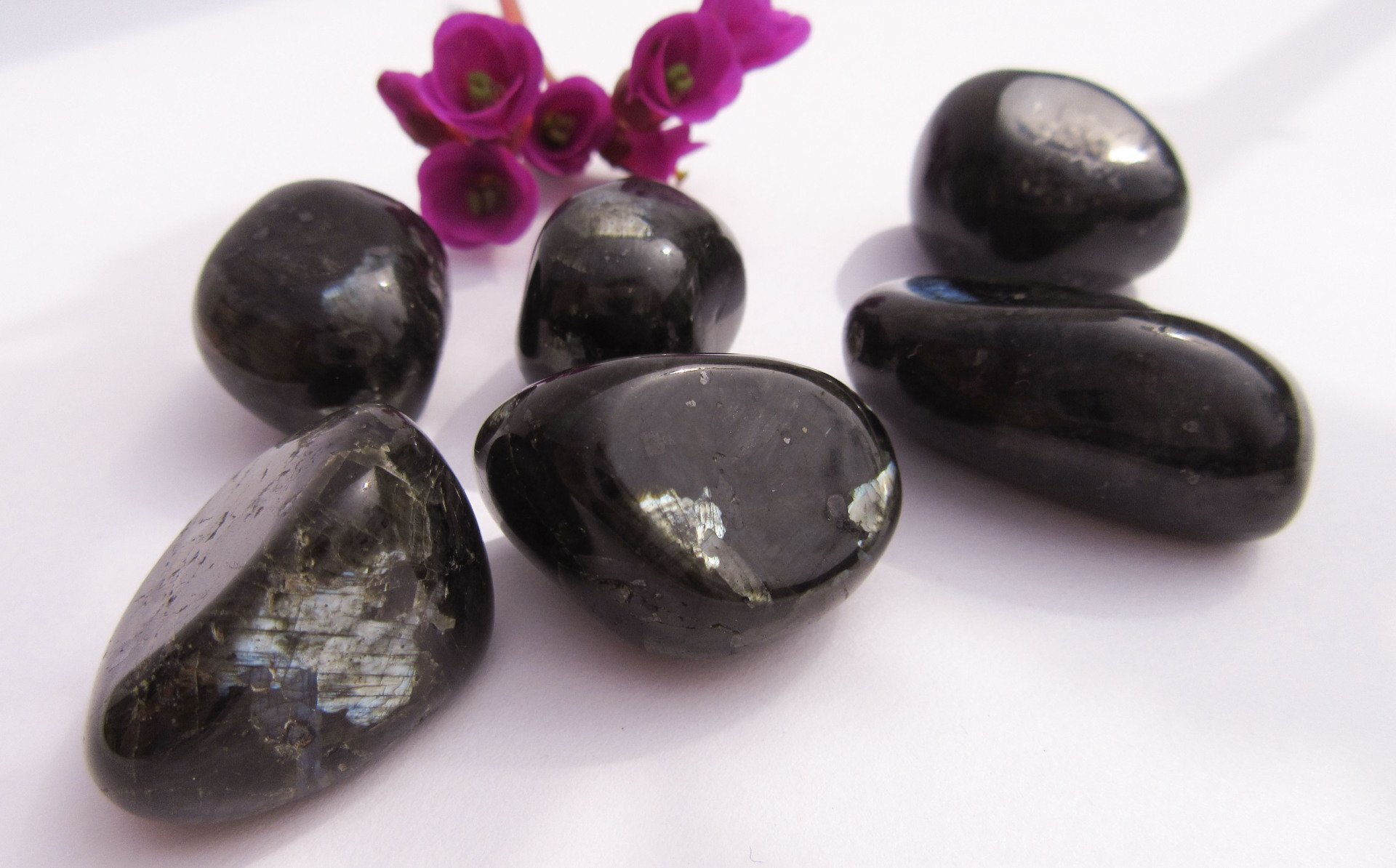 Larvikiet Trommelsteen