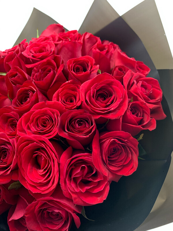 RAMO BUCHON DE 100 ROSAS
