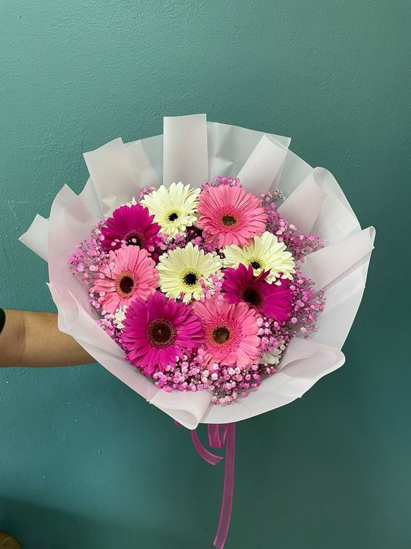 RAMO HERMOSAS GERBERAS