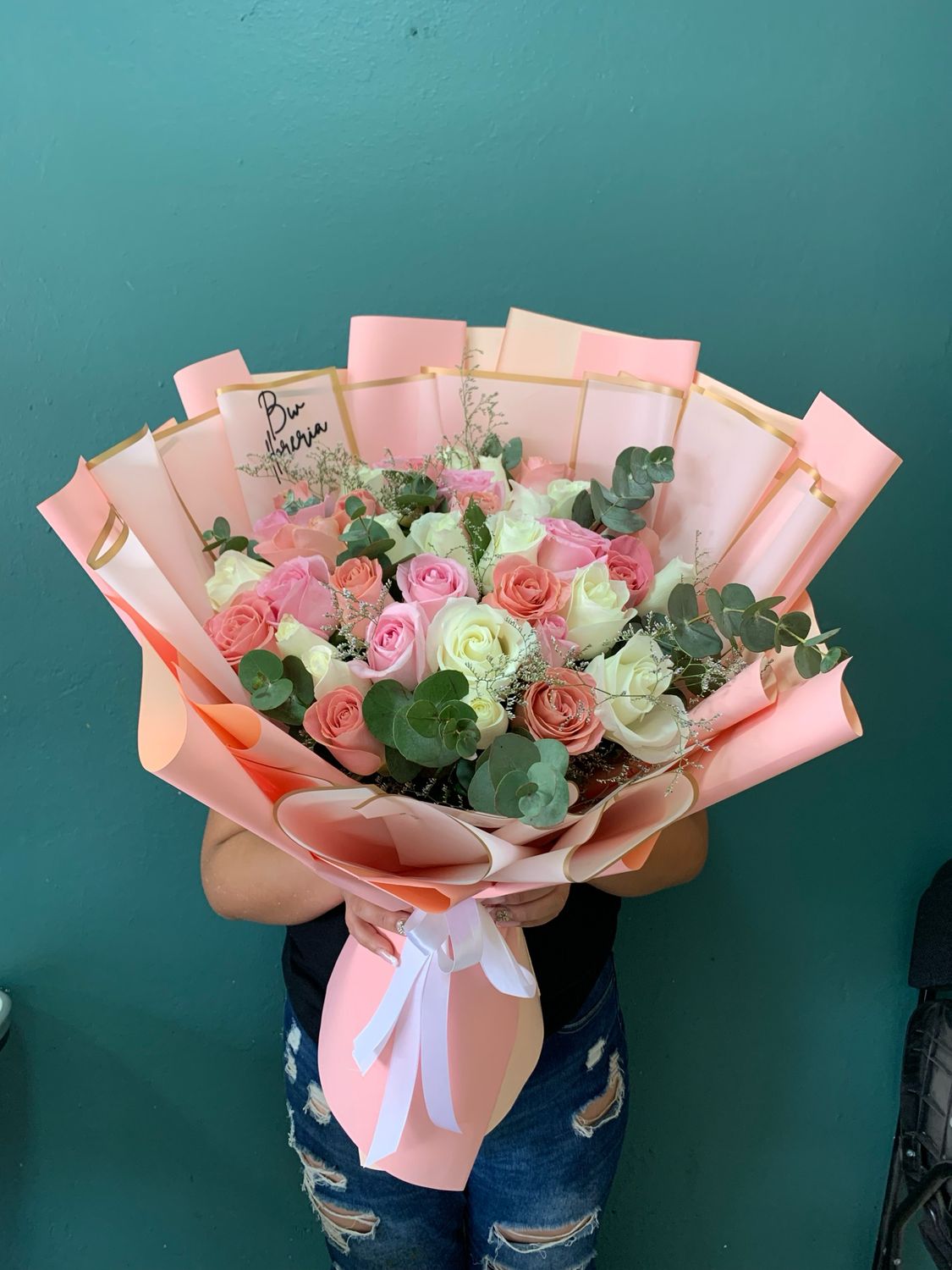 RAMO BUCHON DE 36 ROSAS