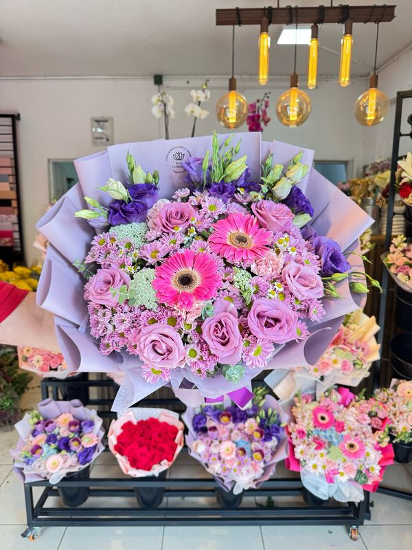 Bouquet mixto en tonos morados