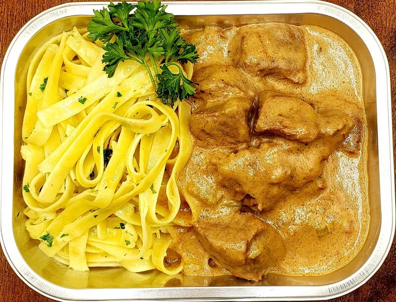 Boeuf Stroganoff/Beef Strogannoff